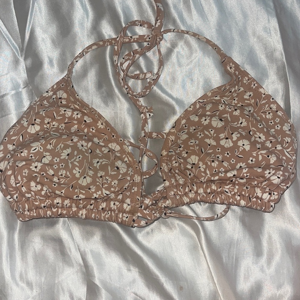 Bundle of Bikinis! Super cute all fit M/L